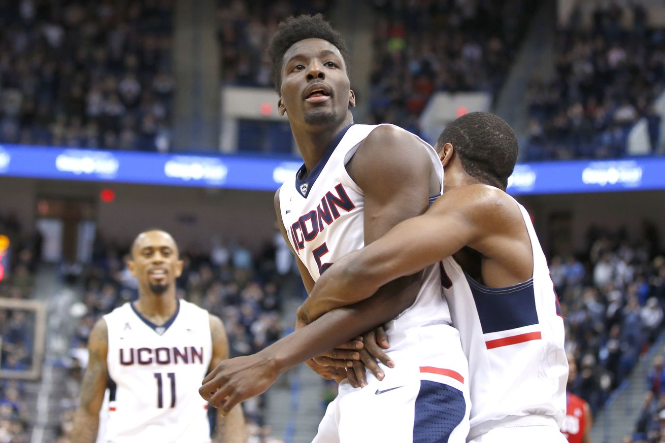 UConn Basketball 2016