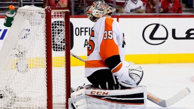 Worst NHL goalie mistakes